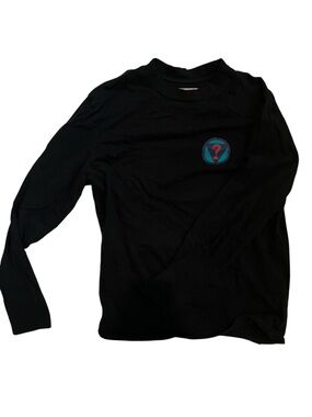 GUESS long sleeve. Limited edition